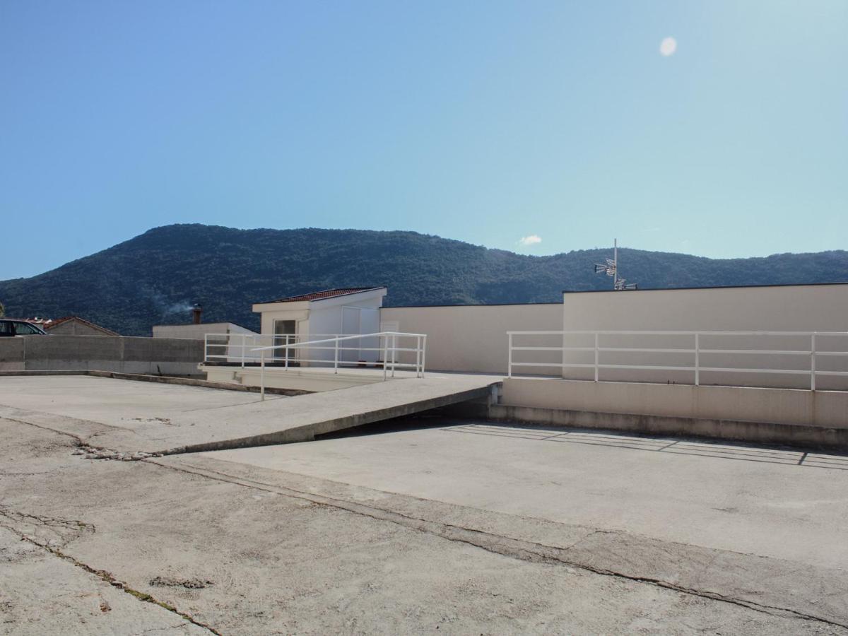 Apartments And Rooms Mato Neum Buitenkant foto