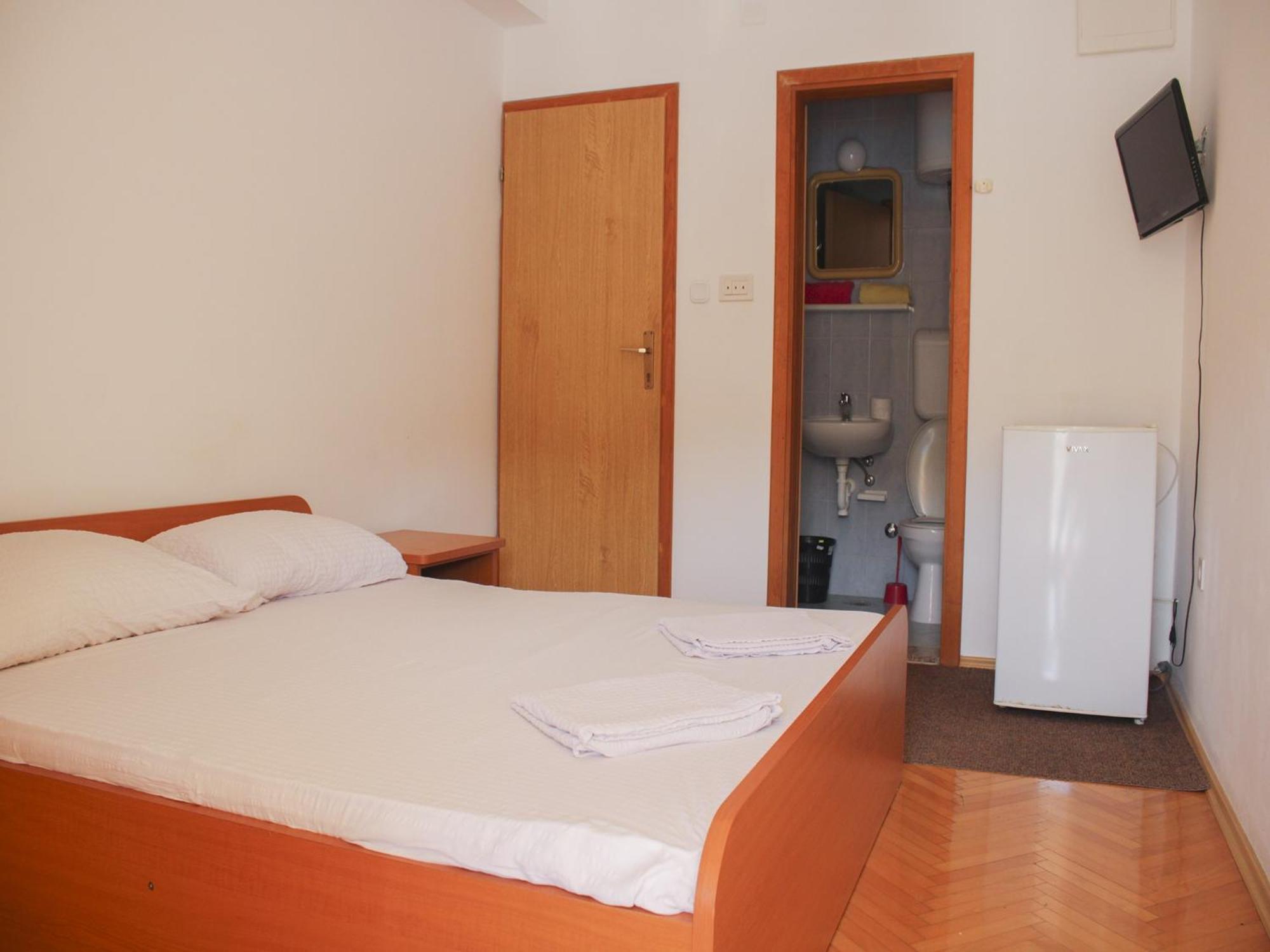 Apartments And Rooms Mato Neum Kamer foto