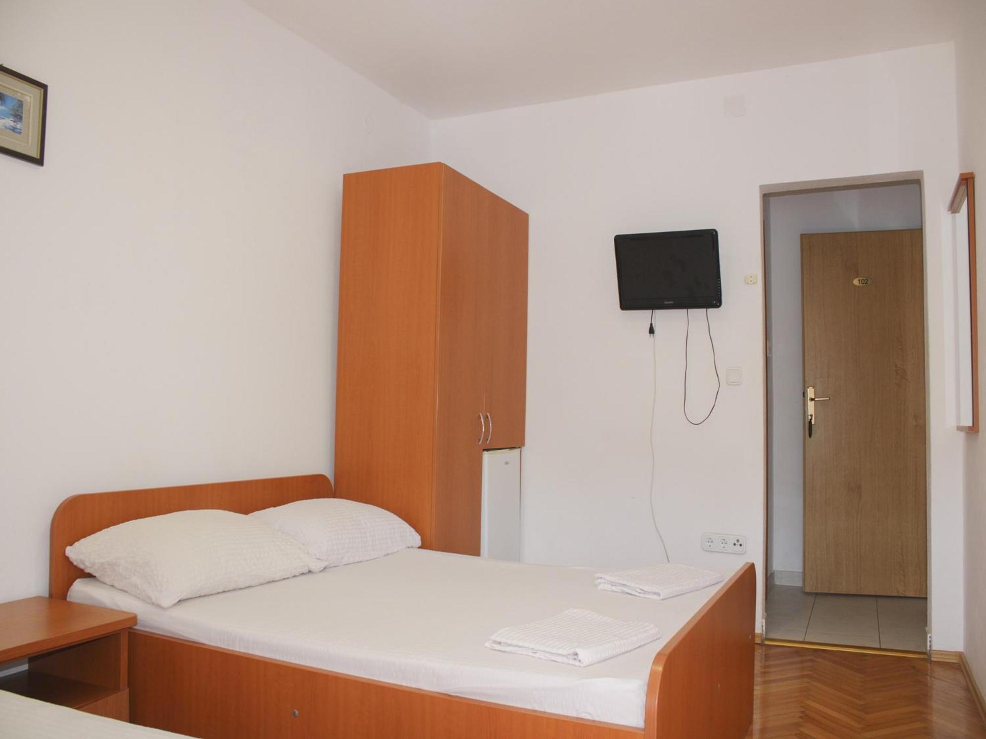 Apartments And Rooms Mato Neum Kamer foto