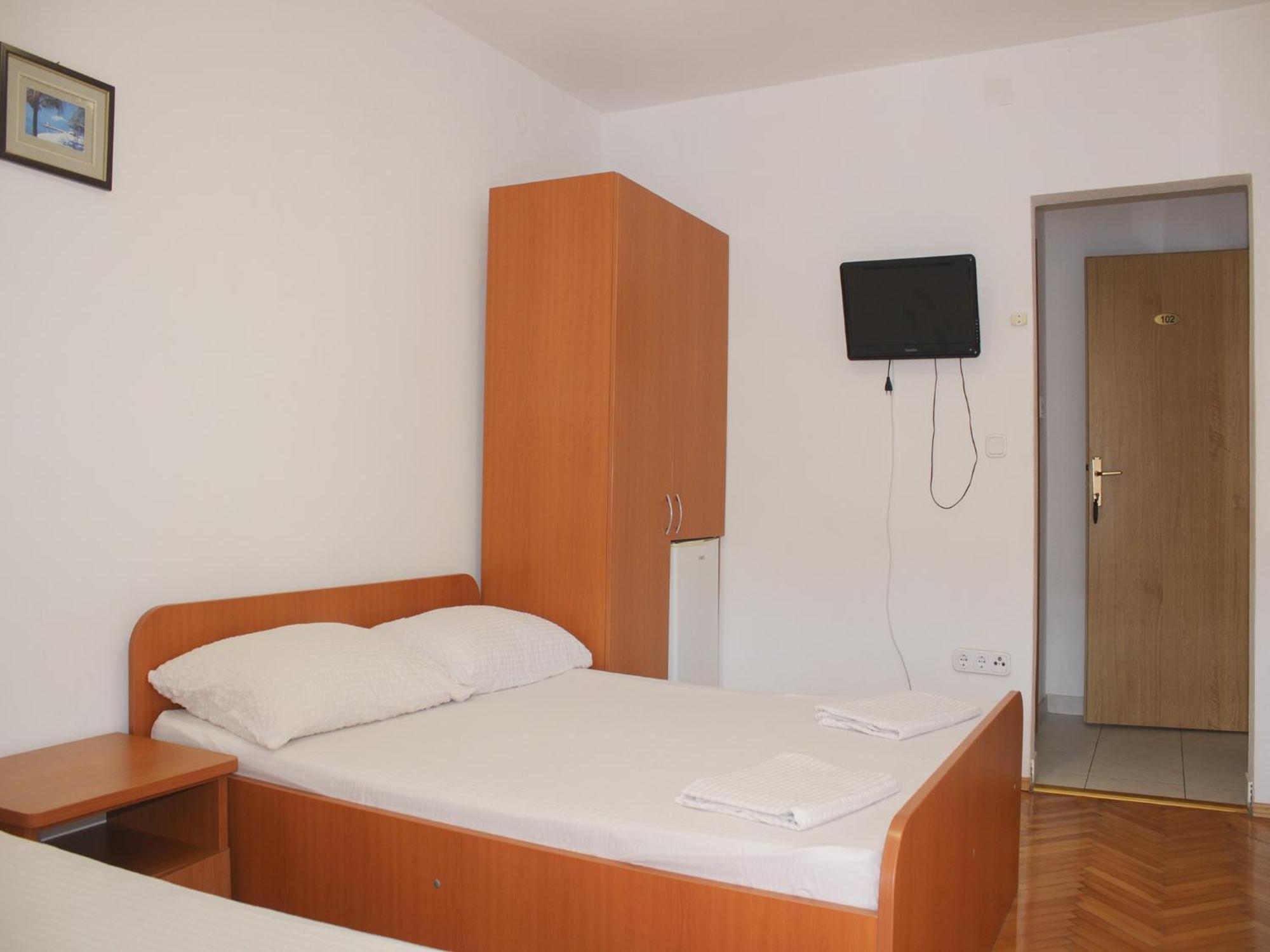 Apartments And Rooms Mato Neum Kamer foto