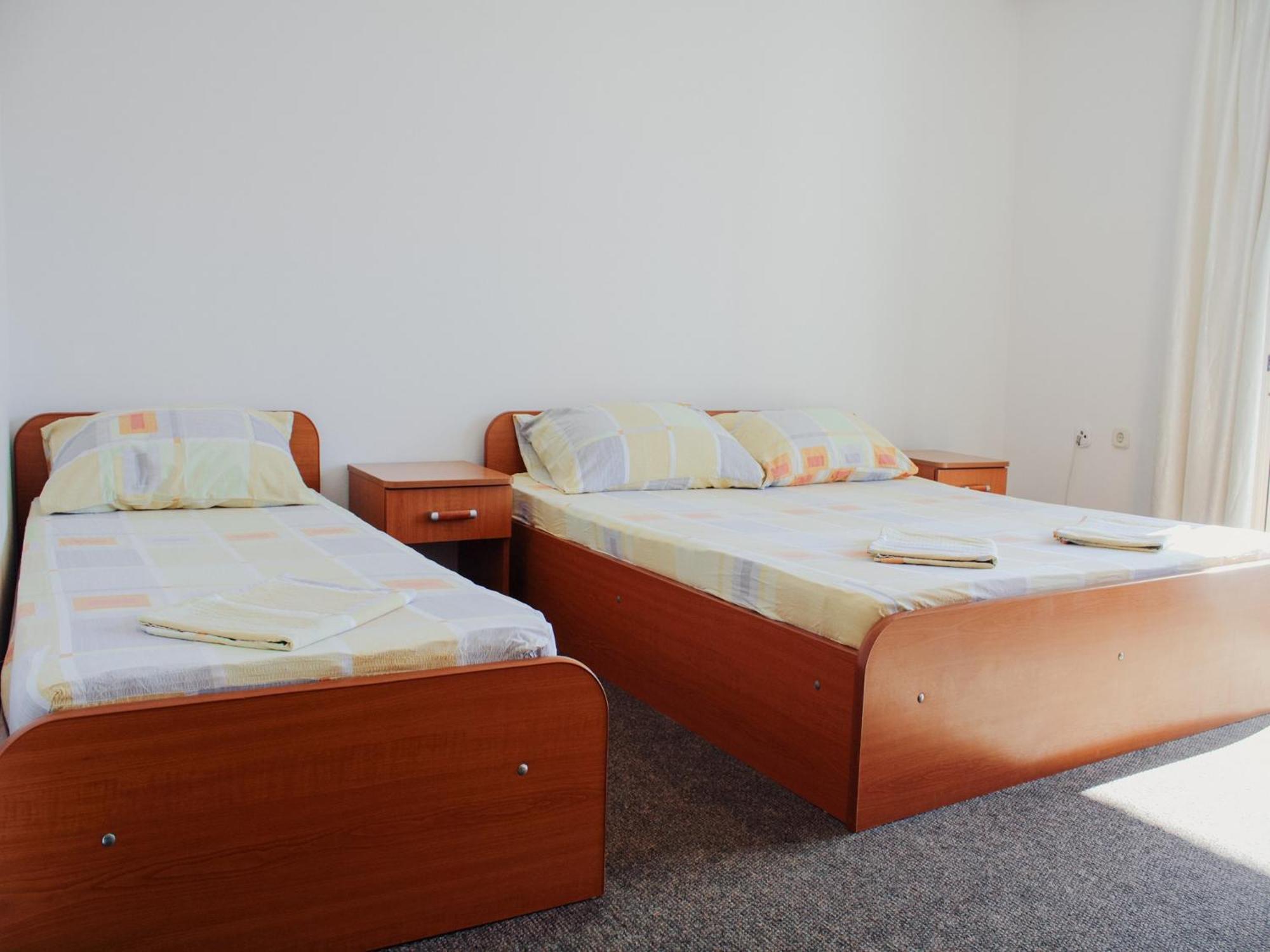 Apartments And Rooms Mato Neum Kamer foto