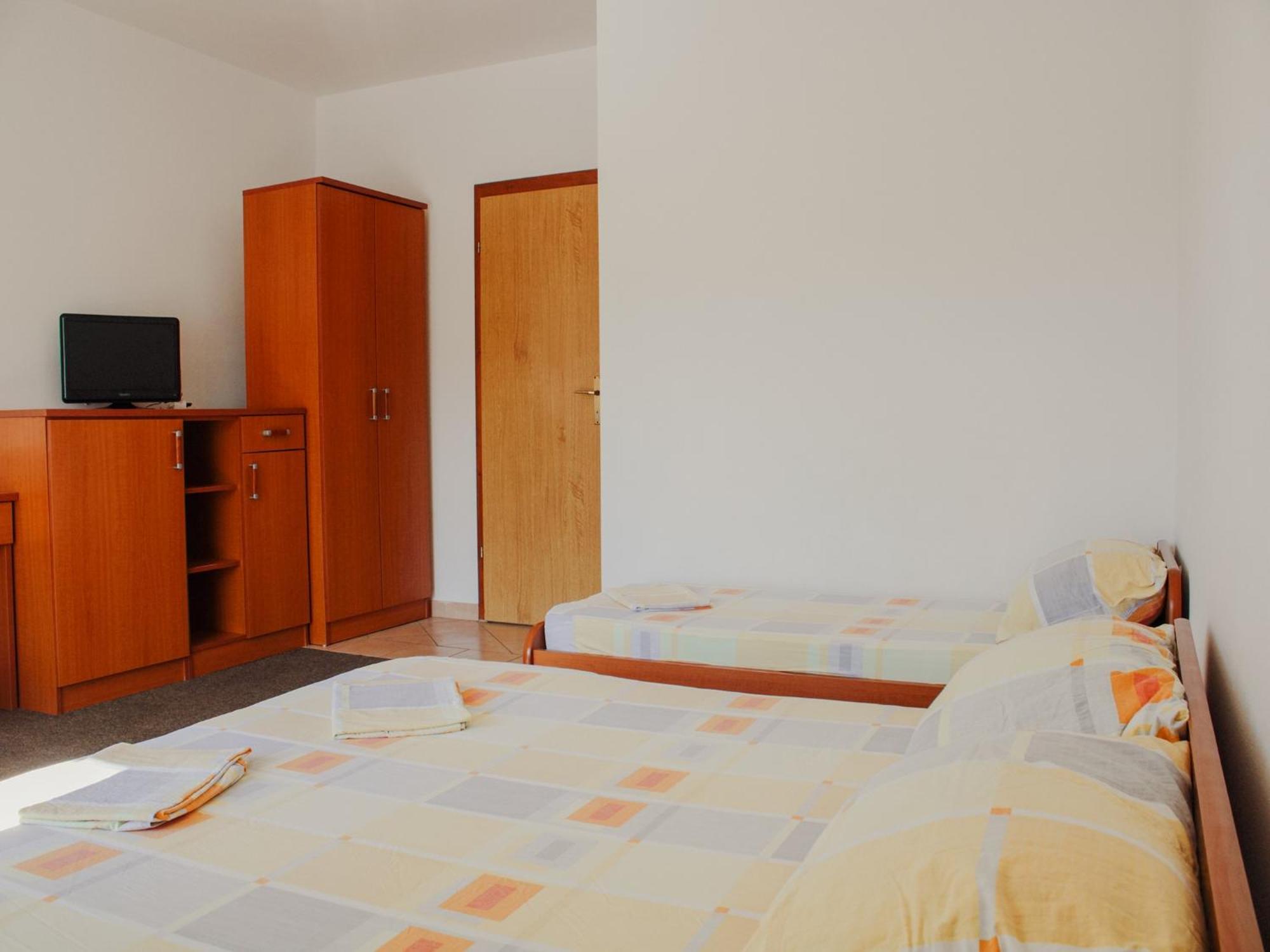 Apartments And Rooms Mato Neum Kamer foto