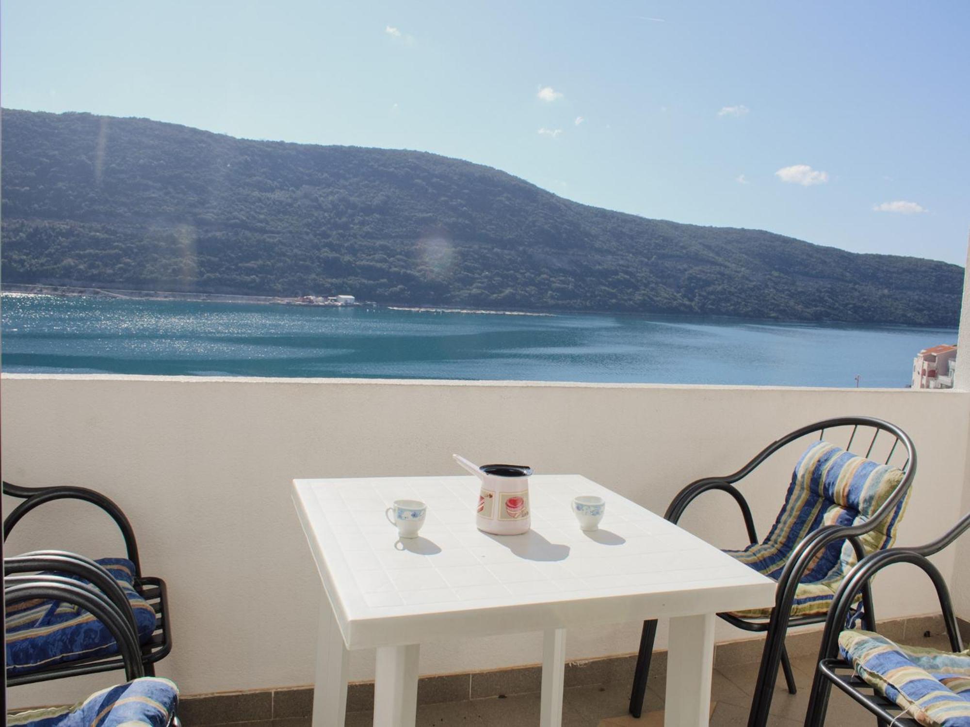 Apartments And Rooms Mato Neum Kamer foto