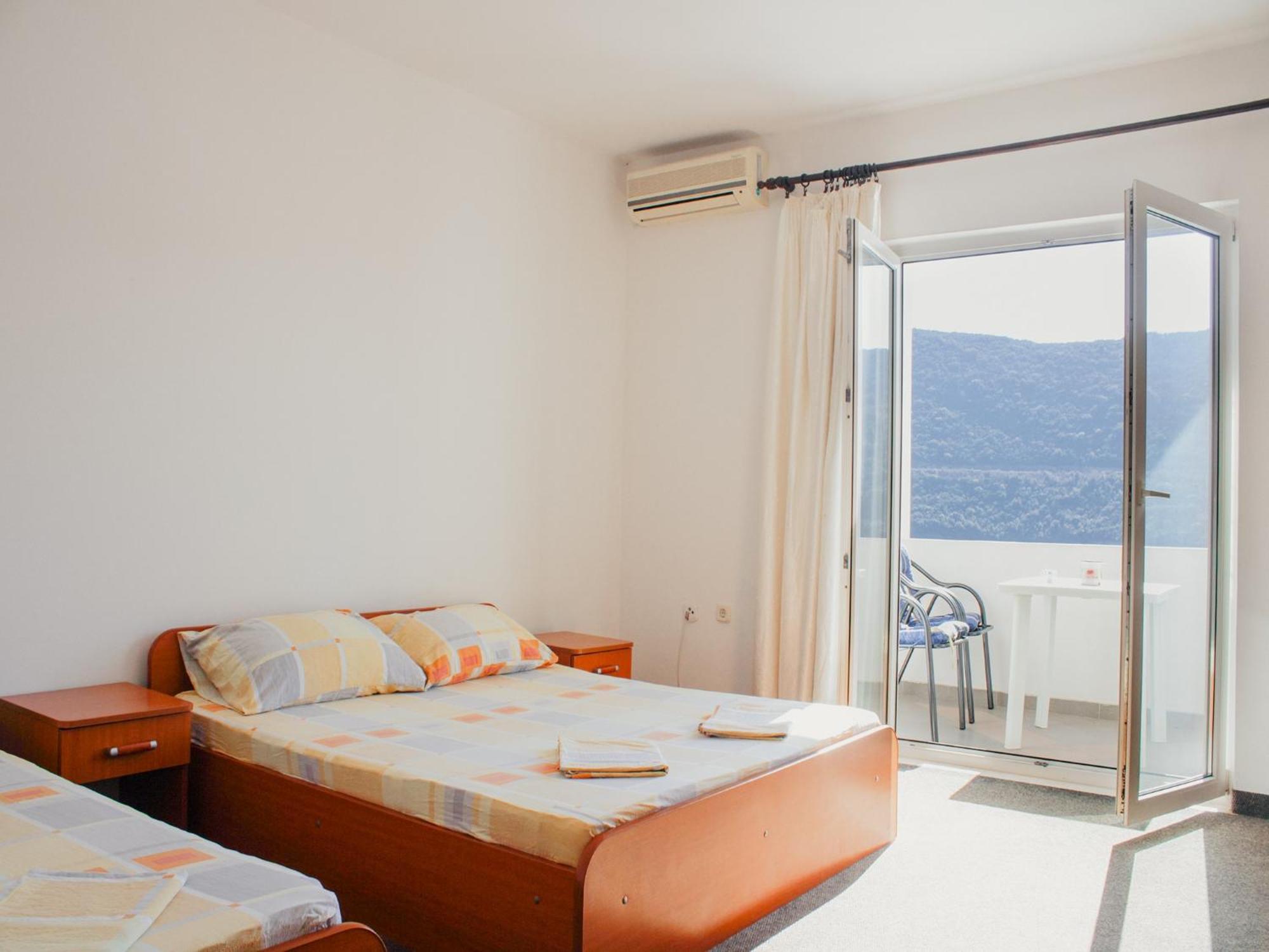 Apartments And Rooms Mato Neum Kamer foto